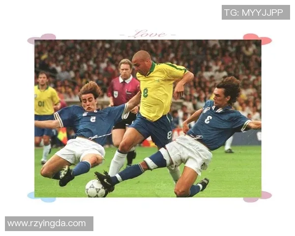 球场足球明星盘点他们的辉煌成就与传奇故事